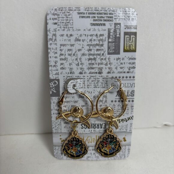 Harry Potter Hogwarts Symbols Zinc Alloy Earrings Set for Women New Rare - Picture 1 of 3